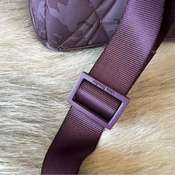 VERA BRADLEY Purple Tonal Chrysanthemum Ultralight Lunch Crossbody Bag Work - Picture 5 of 11